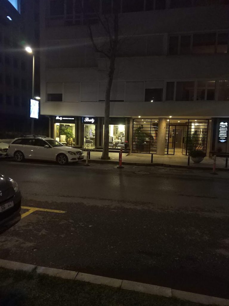 Bretz Mobilya Nişantaşı