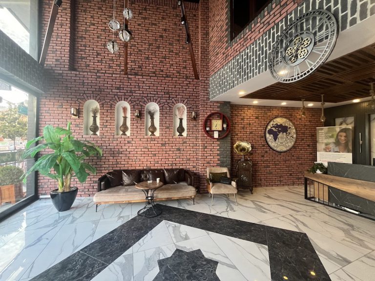 Çayırova Pırlanta Diş Kliniği