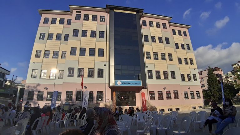 Darıca Mehmet Akif Ortaokulu