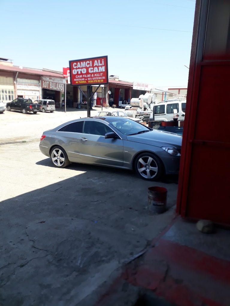 Efe Otomotiv Oto cam filmi