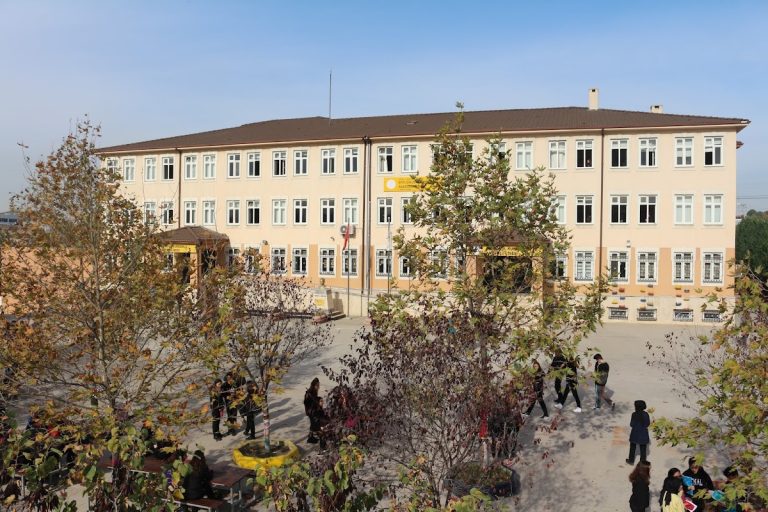 Ertuğrul Kurdoğlu Anadolu Lisesi
