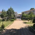 Halıcı Ahmet Urkay Anadolu Lisesi logosu