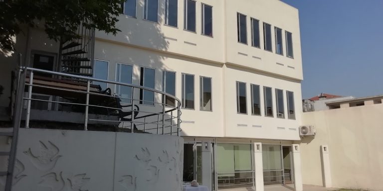 İELEV Özel İlkokulu / Ortaokulu – Cağaloğlu