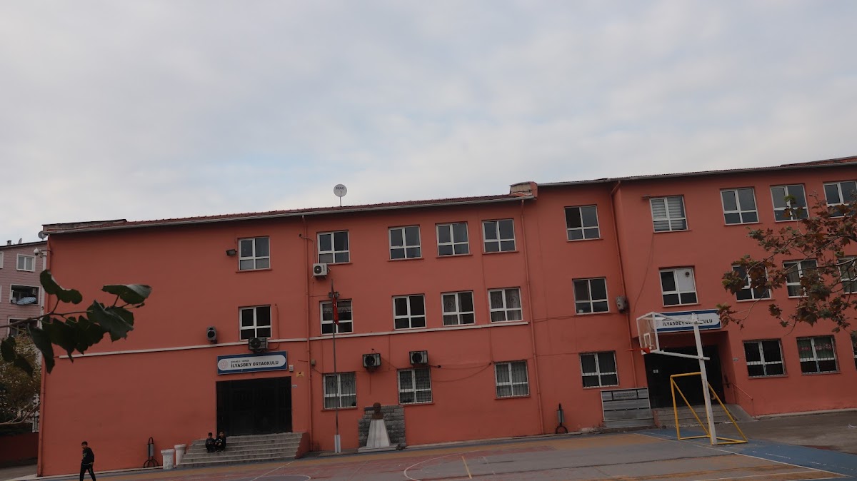 İlyasbey Ortaokulu