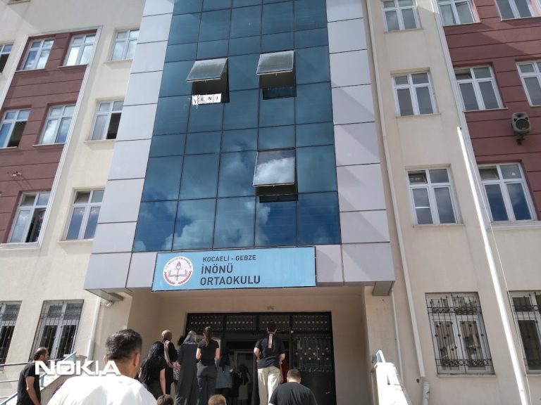İnönü Ortaokulu