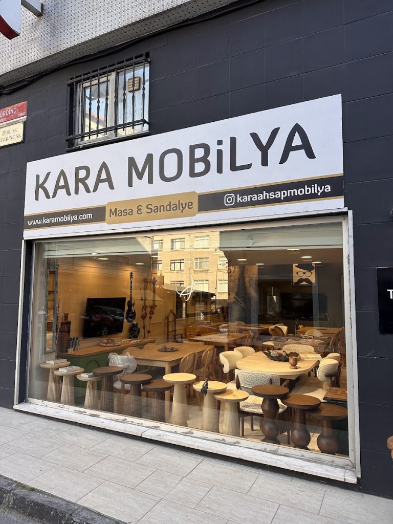 Kara Ahşap Mobilya