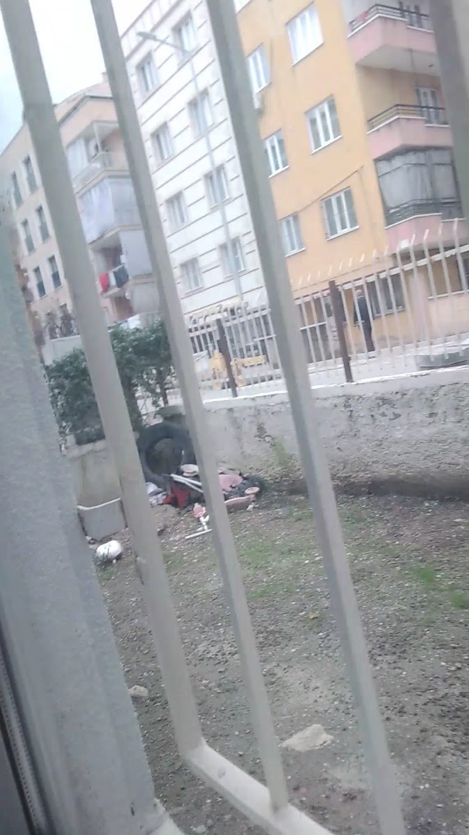 Karaca Bayan Kuaför ve Güzellik Salonu