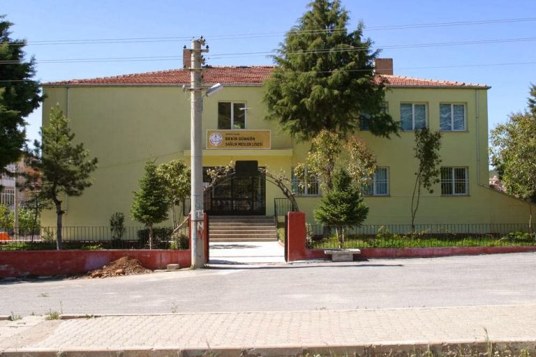 Mehmet Kısaoğlu Meslek Teknik Lisesi