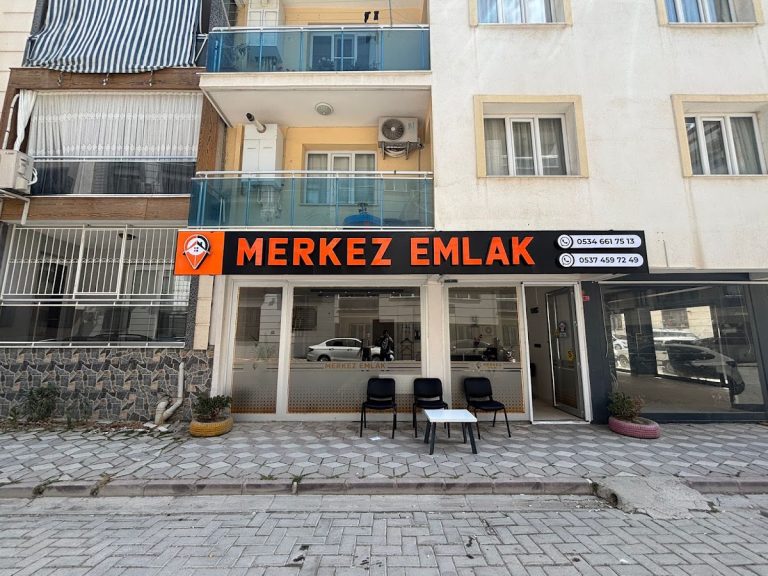 Merkez Emlak Muradiye