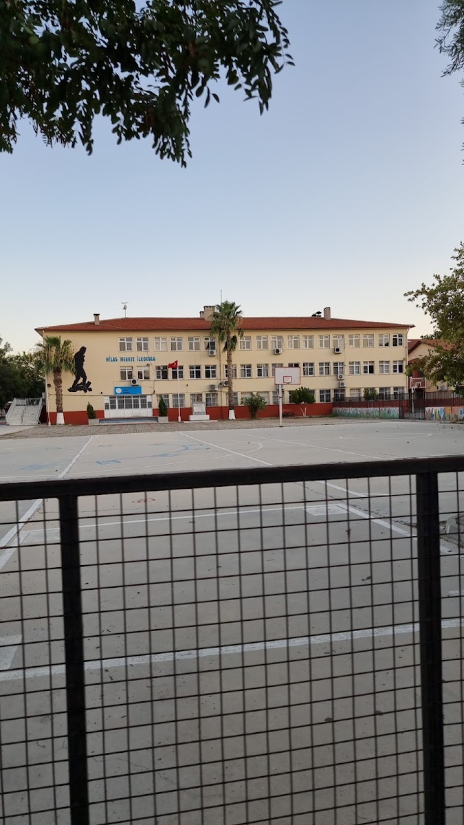 Milas Merkez İlkokulu