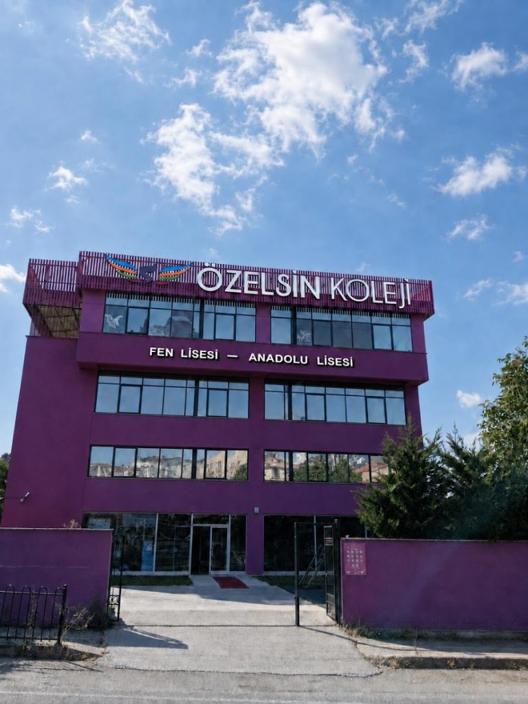 Özelsin Koleji Lise Kampüsü
