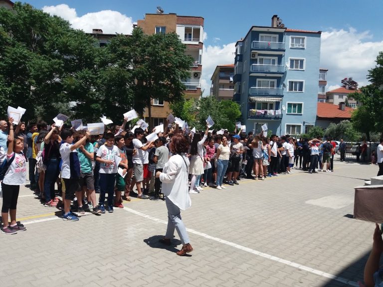 Şâhidi Ortaokulu