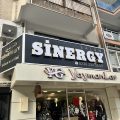 Salon SİNERGY | Manisa Bayan Kuaför | Manisa Ombre | Manisa Bayan Saç Kesimi logosu