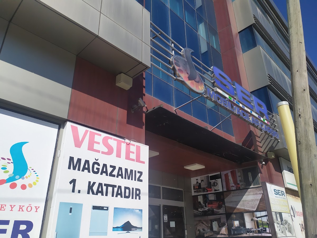 KUMSmall AVM