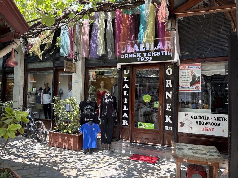 Ulalılar Örnek Tekstil