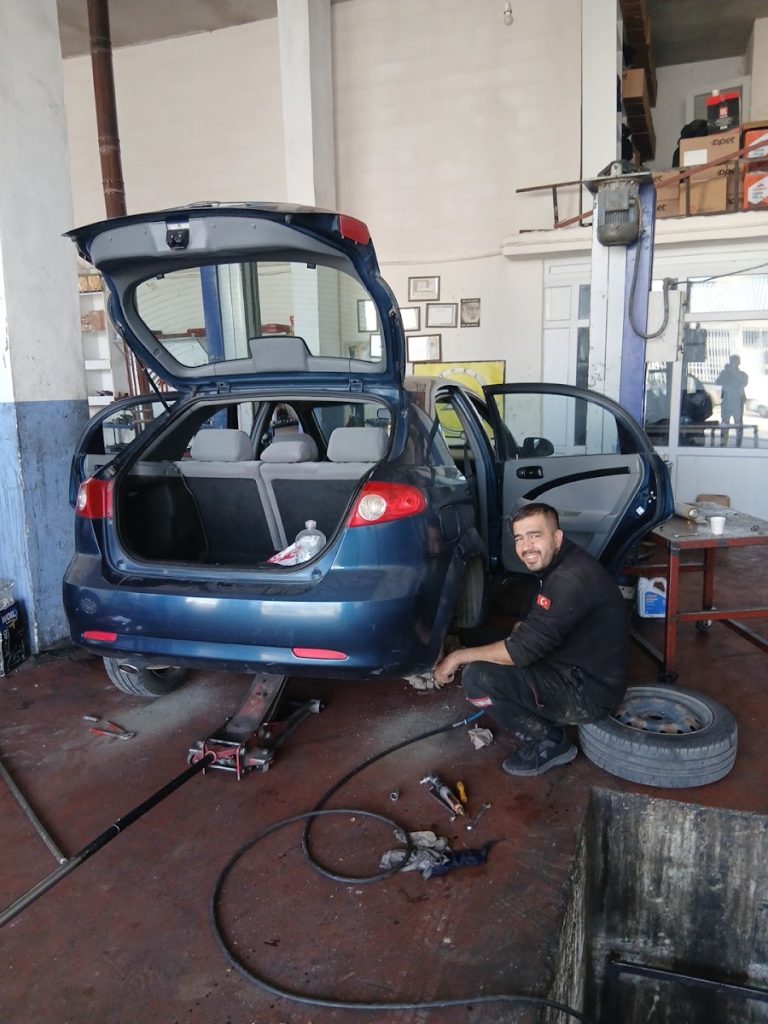 Uzmaneller Otomotiv