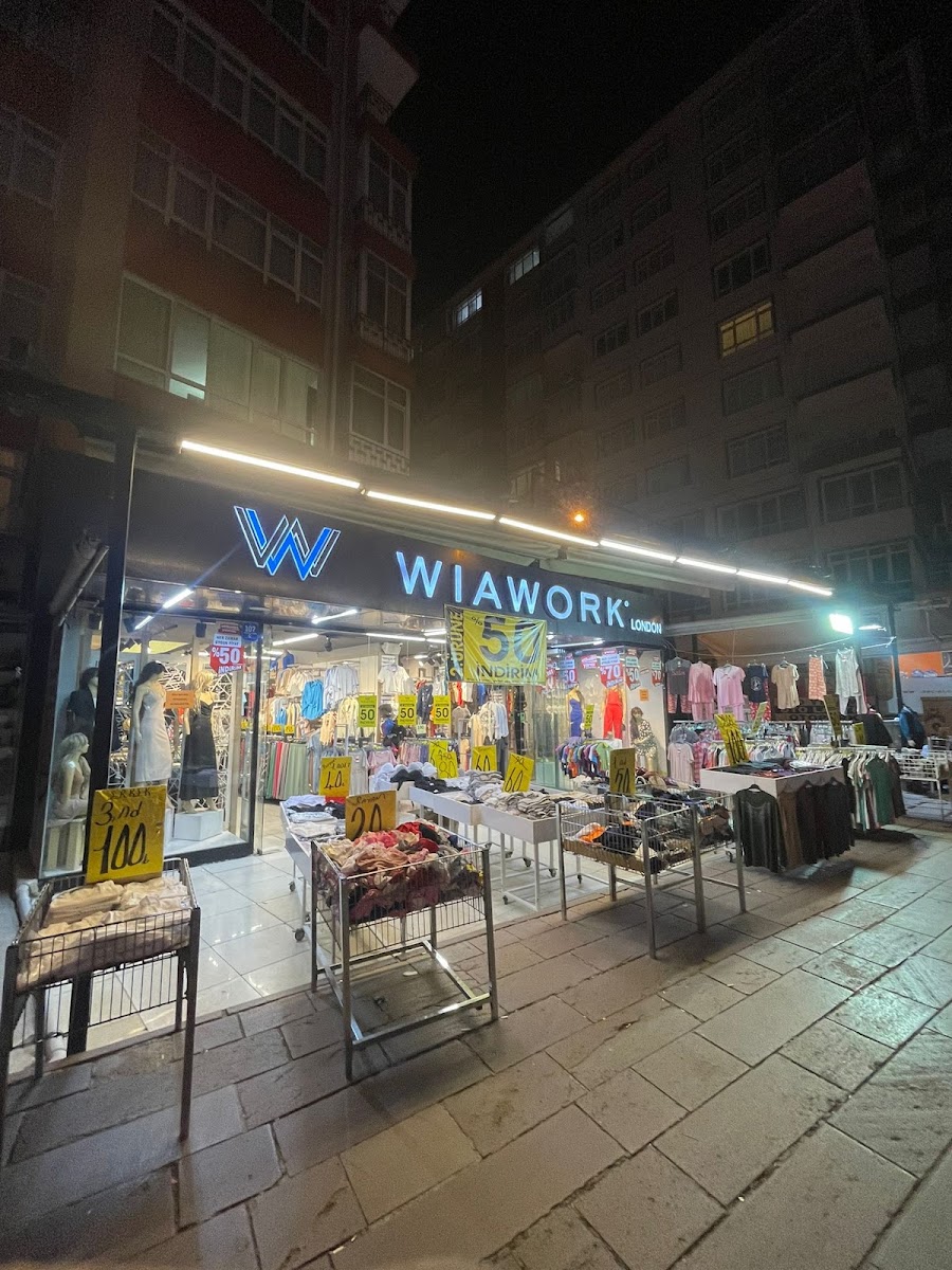 WİAWORK OKUL KIYAFETLERİ Demetevler Şubesi